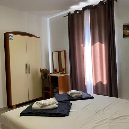 Bed and breakfast Doubleroom With Bathroom And Ac - 105 Poreč